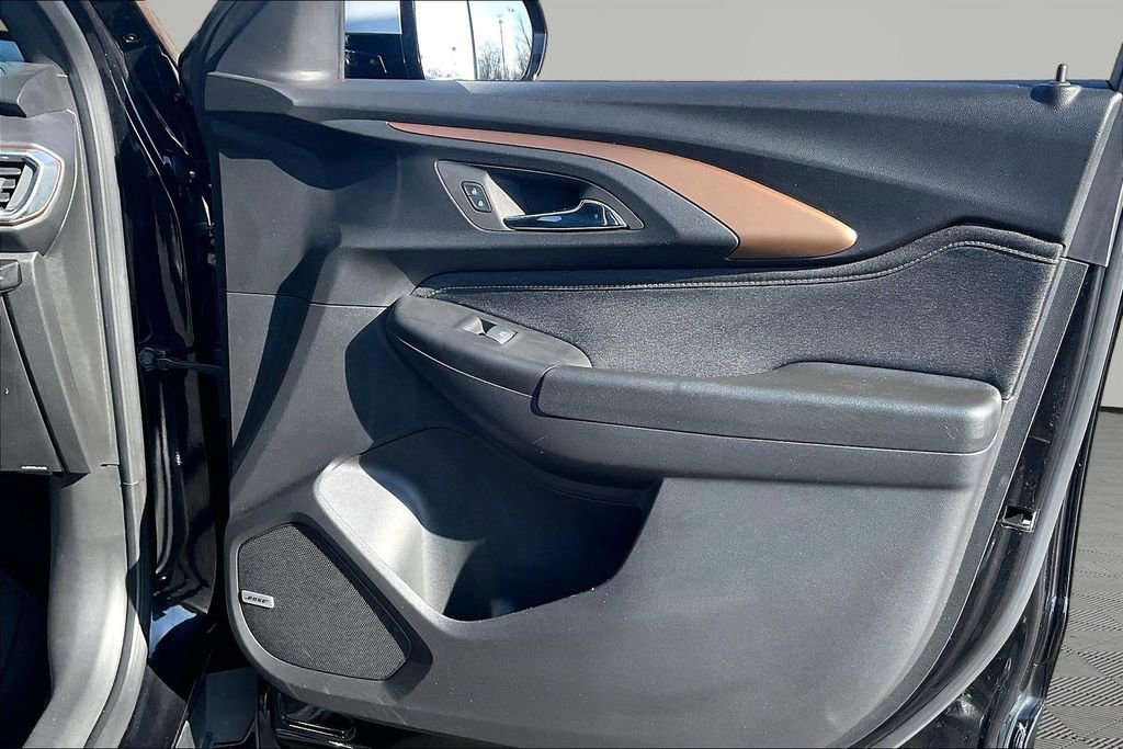 Used 2023 Chevrolet TrailBlazer ACTIV w/ Sun and Liftgate Package image 29