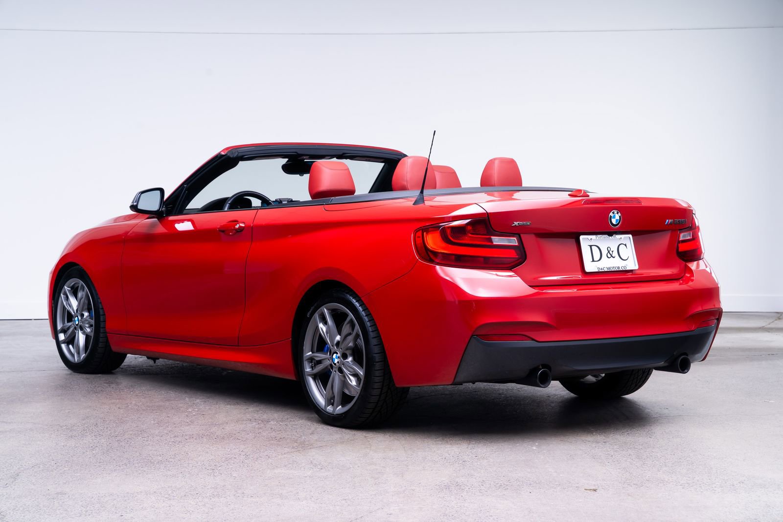 Used 2016 BMW M235i xDrive Convertible AWD/4WD image 6