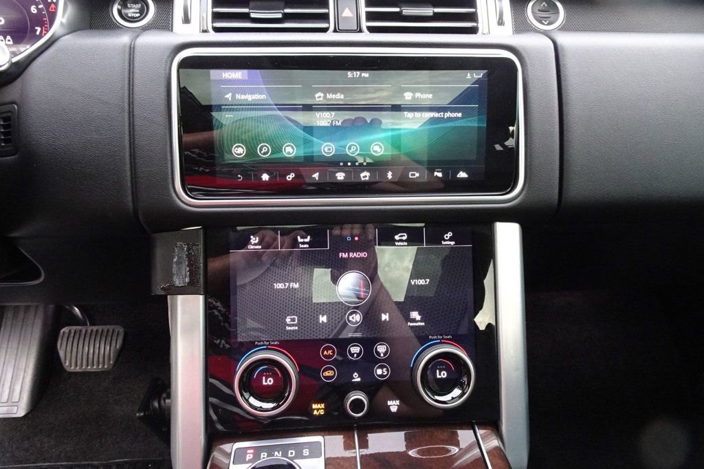 Used 2020 Land Rover Range Rover image 18