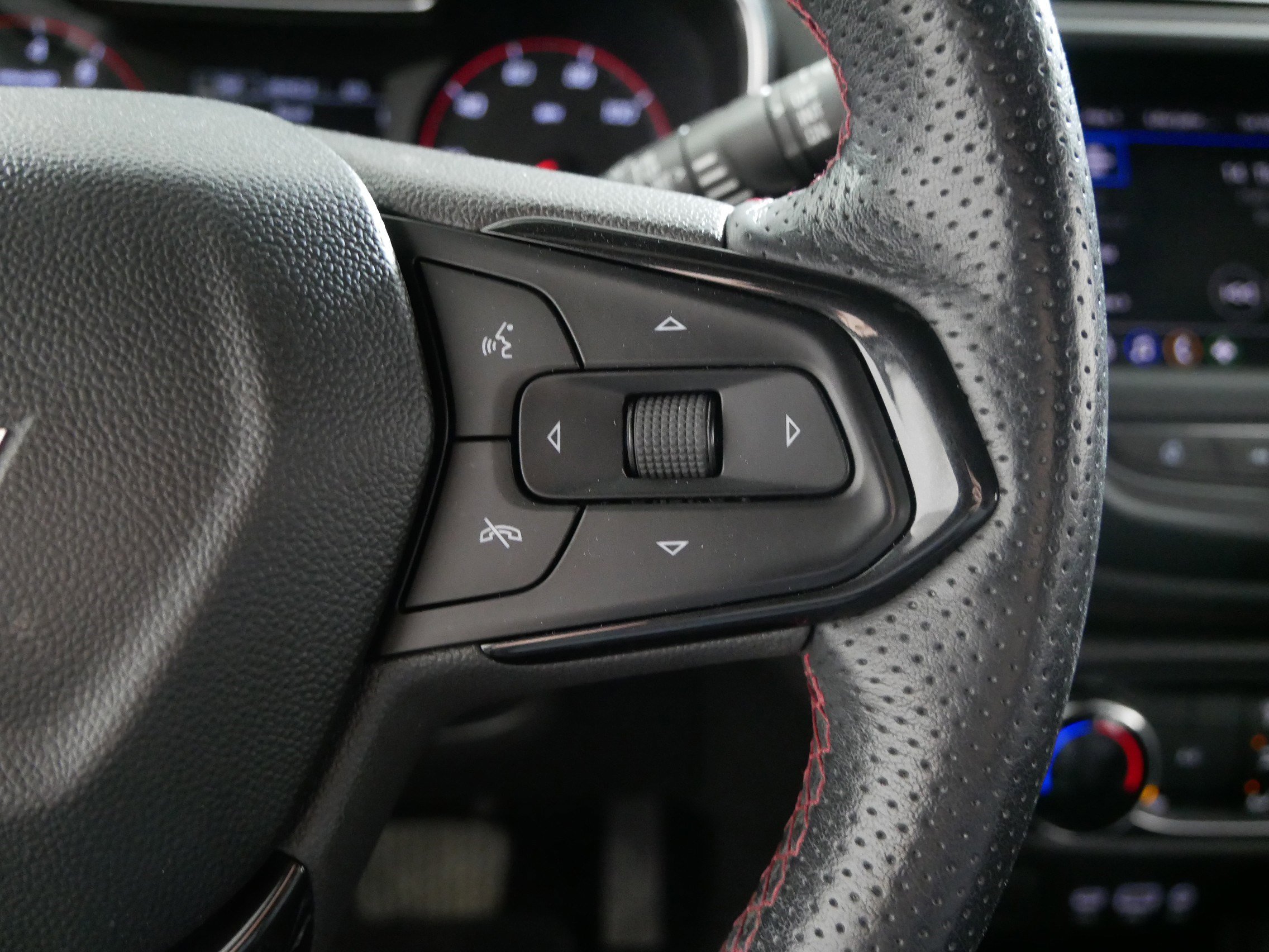 Certified 2022 Chevrolet TrailBlazer RS image 28