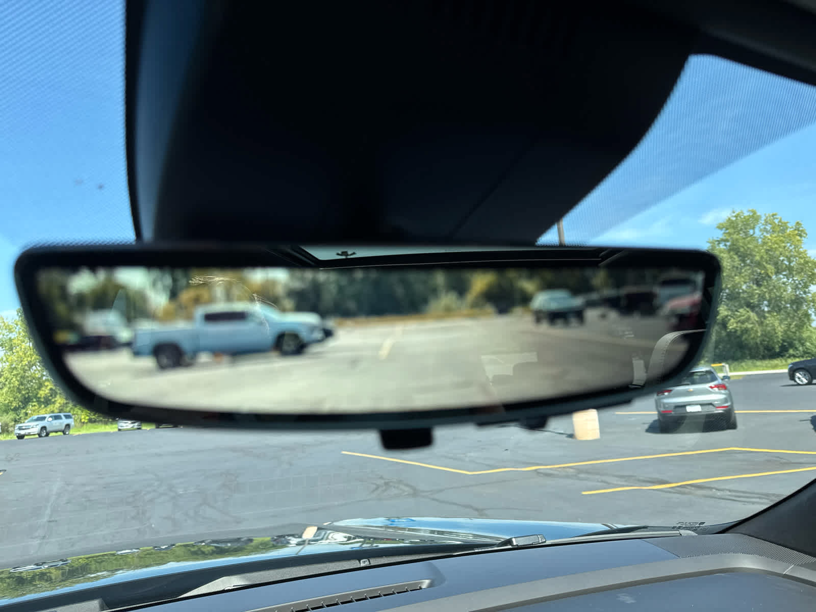 New 2026 Chevrolet Suburban High Country AWD/4WD image 26