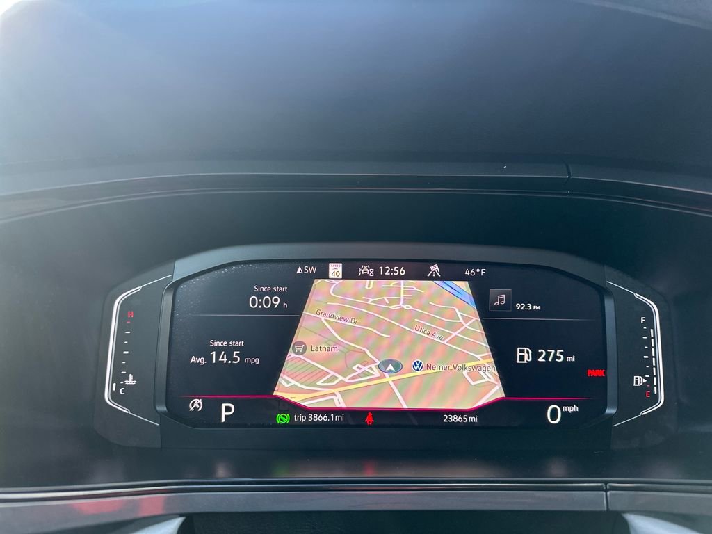 Certified 2023 Volkswagen Taos SEL image 8