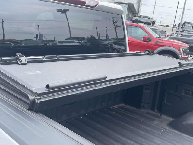 Used 2021 Chevrolet Silverado 2500 Custom w/ Custom Value Package AWD/4WD image 13