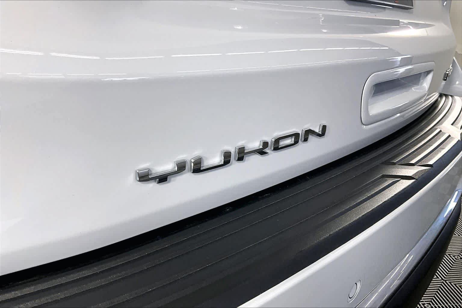 Certified 2026 GMC Yukon XL Denali w/ Sun & Power Step Package AWD/4WD image 30