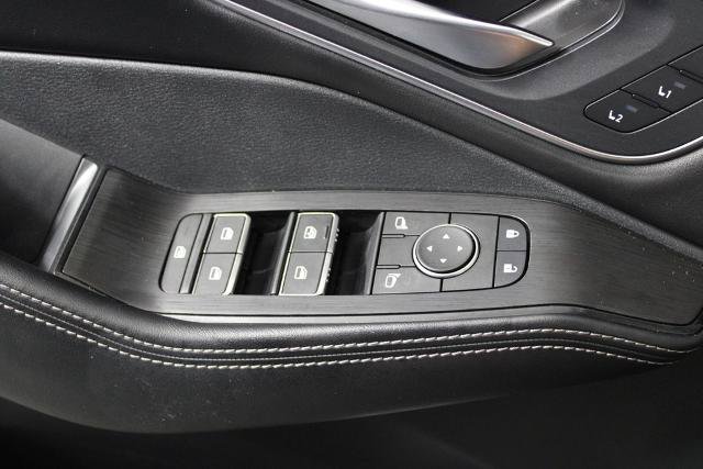 Certified 2024 Nissan Rogue Platinum FWD image 25