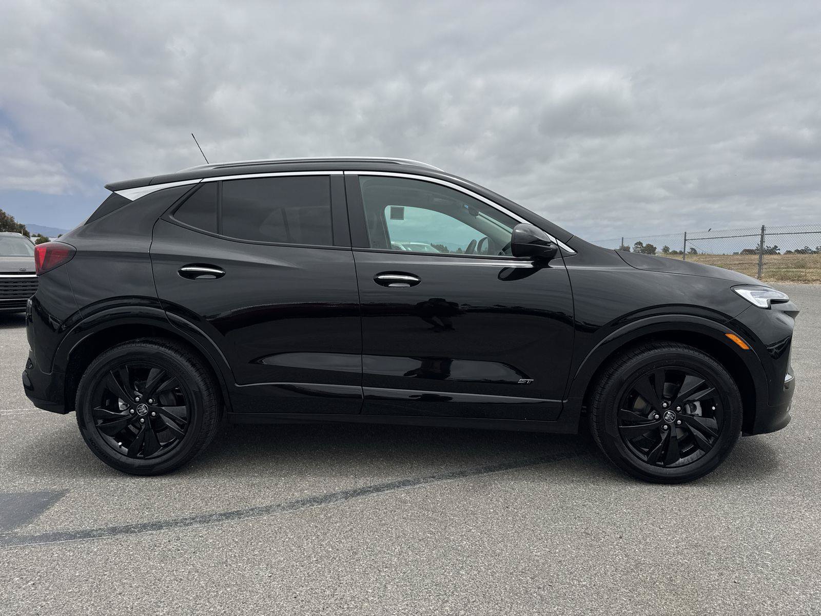 New 2026 Buick Encore GX Sport Touring w/ Comfort Package FWD image 3