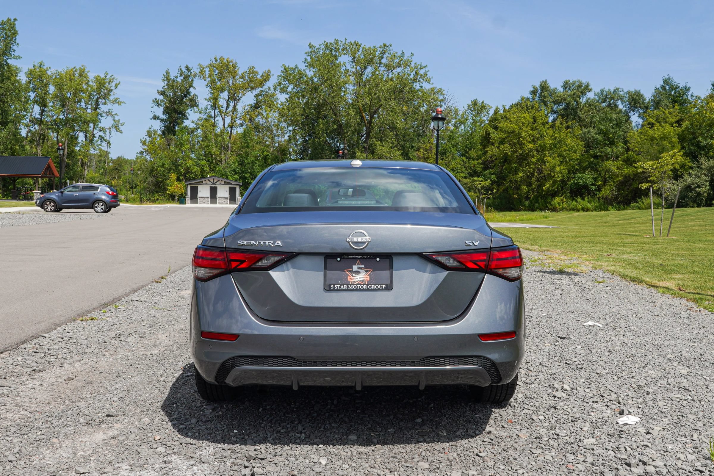 Used 2024 Nissan Sentra SV FWD image 4