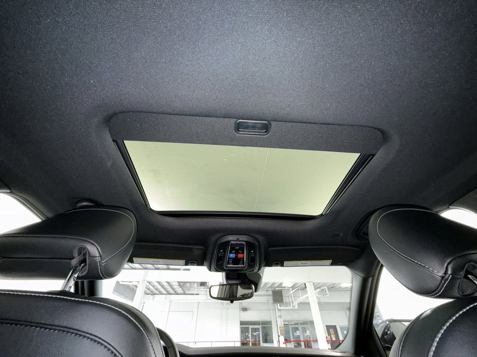 Used 2023 Jeep Grand Cherokee L Laredo AWD/4WD image 23