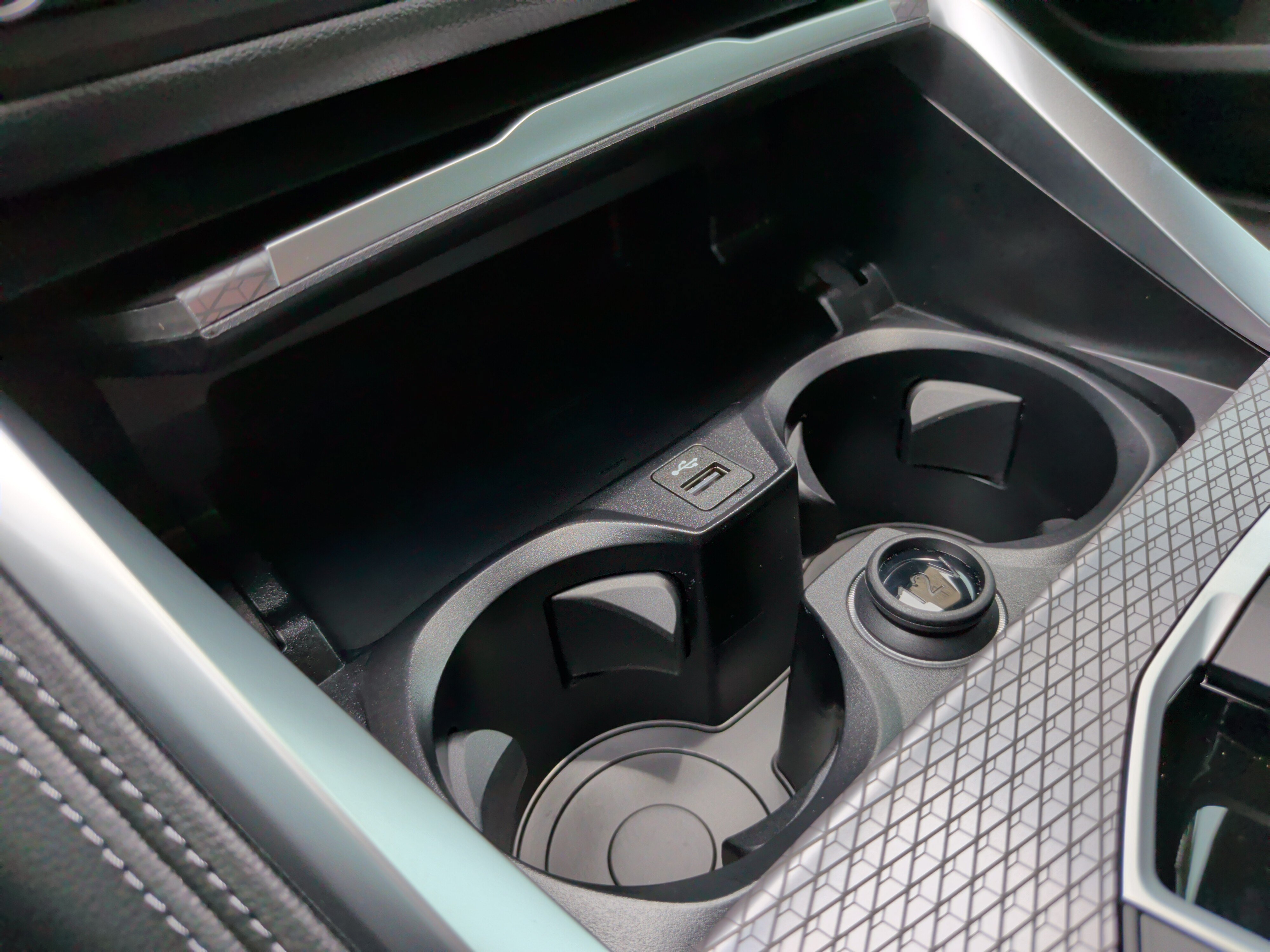 Used 2026 BMW M240i Coupe w/ Premium Package RWD image 19