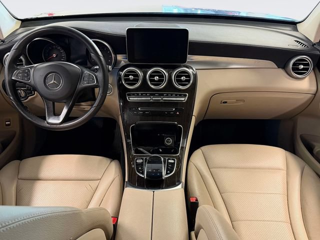 Used 2017 Mercedes-Benz GLC 300 4MATIC image 13