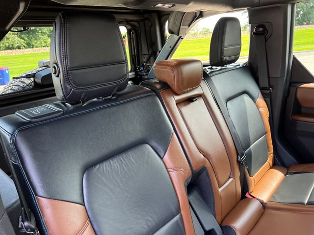 Used 2022 Ford Bronco Outer Banks w/ Sasquatch Package AWD/4WD image 34