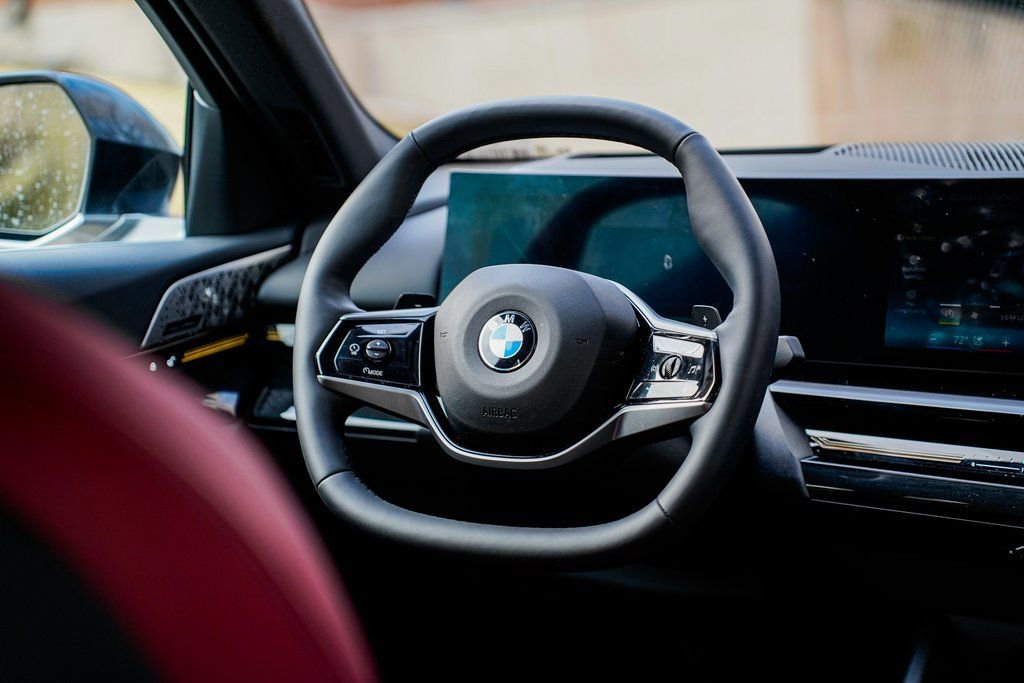 Certified 2025 BMW 530i xDrive w/ Premium Package image 13