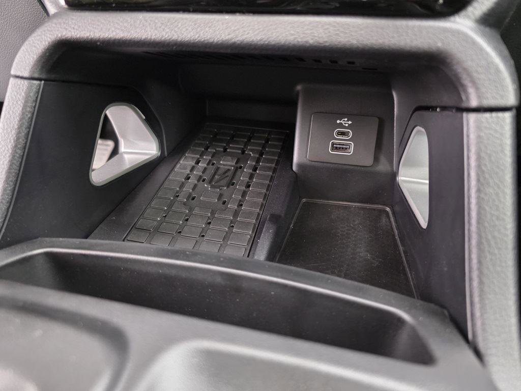 Used 2025 Ford Ranger Lariat w/ Chrome Accent Package image 38