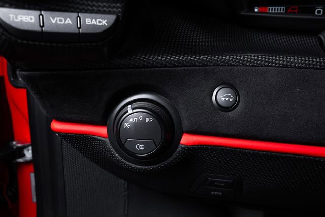 Used 2019 Ferrari 488 Pista Coupe RWD image 47