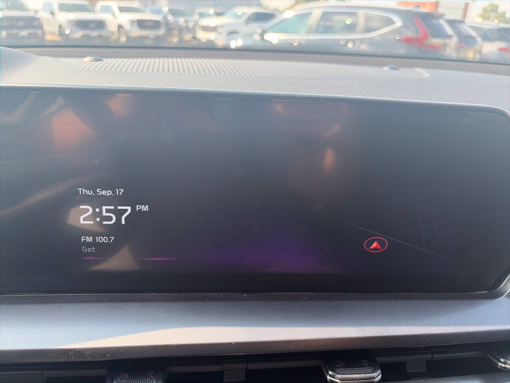 Used 2025 Kia Telluride S AWD/4WD image 22