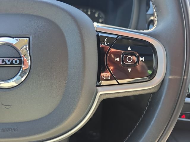 Used 2021 Volvo S60 T6 Momentum w/ Premium Package image 21