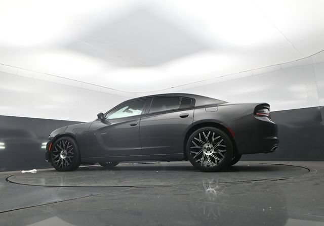 Used 2019 Dodge Charger SXT w/ Leather Interior Group RWD image 24