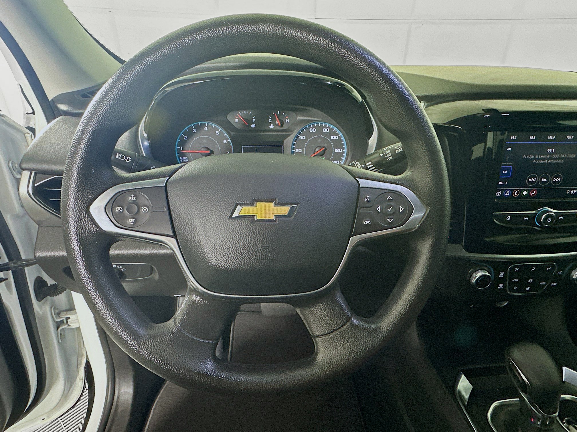 Used 2021 Chevrolet Traverse LS FWD image 15