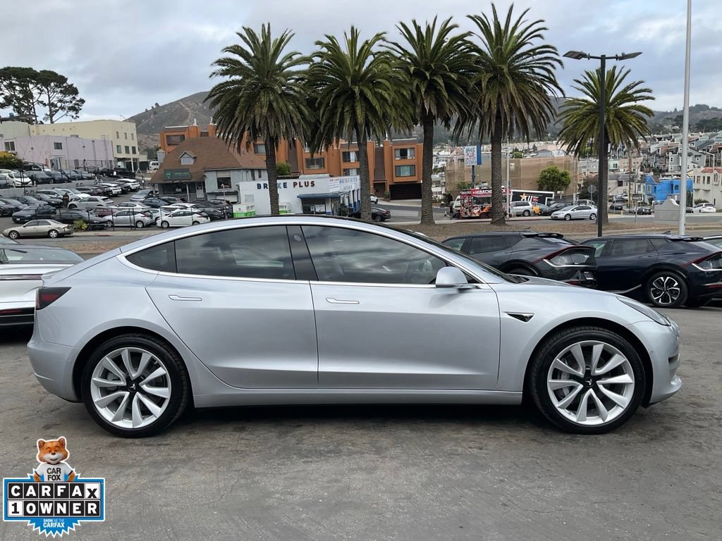 Used 2018 Tesla Model 3 Long Range RWD image 3