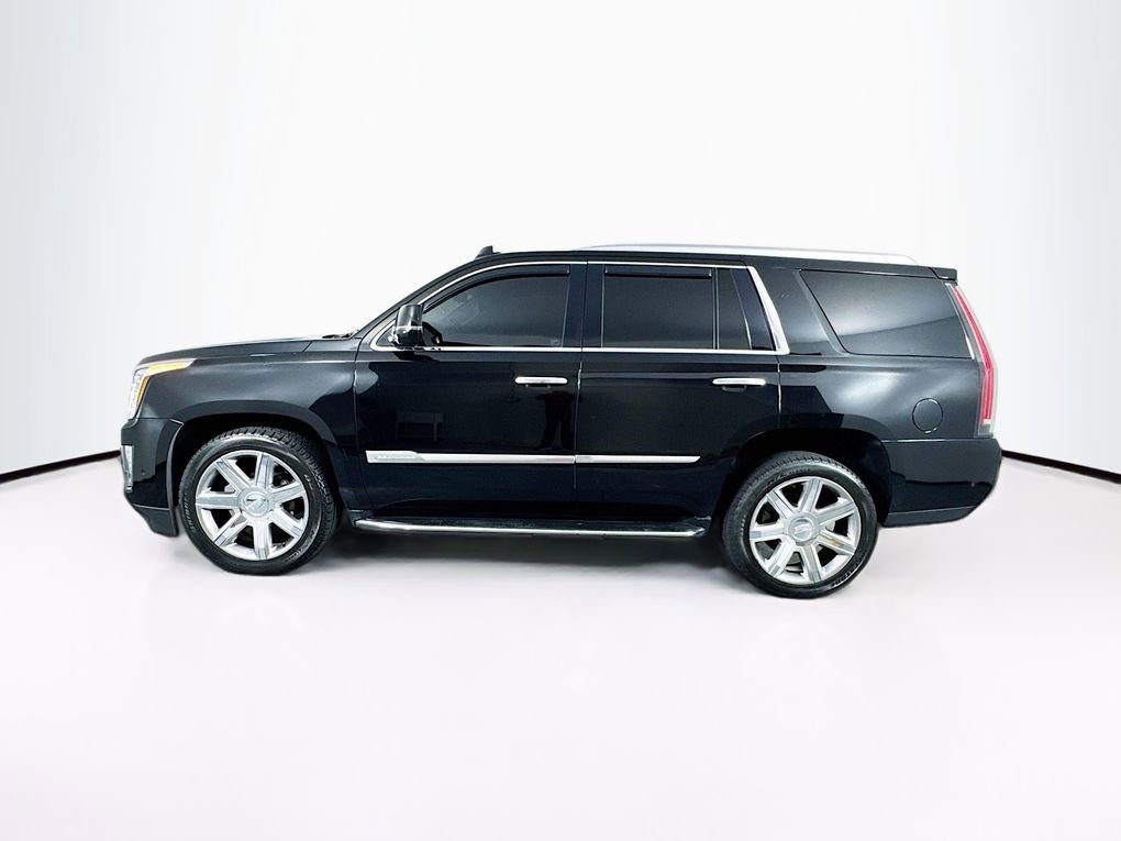 Used 2018 Cadillac Escalade Premium Luxury image 6