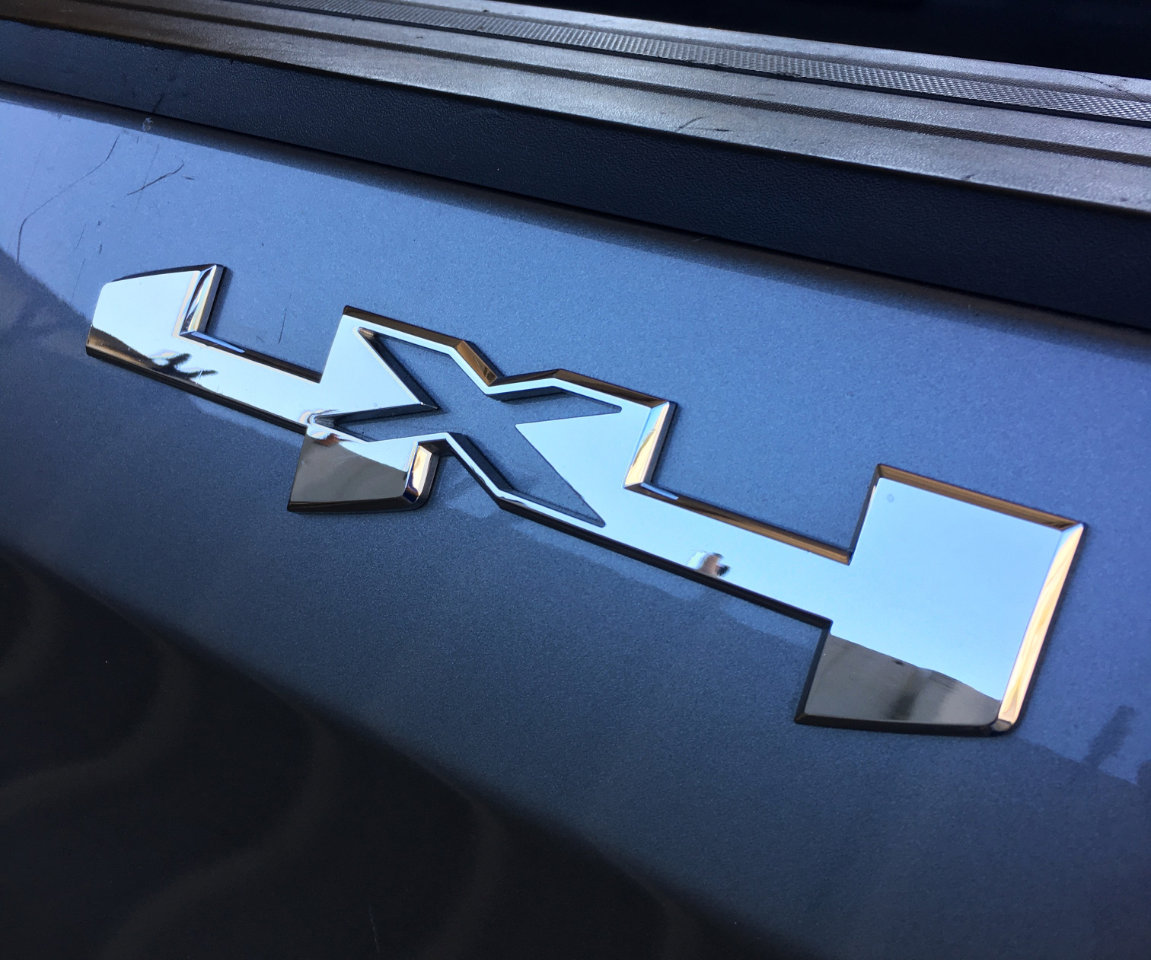 Used 2020 GMC Sierra 1500 4x4 Regular Cab w/ Sierra Value Package image 9