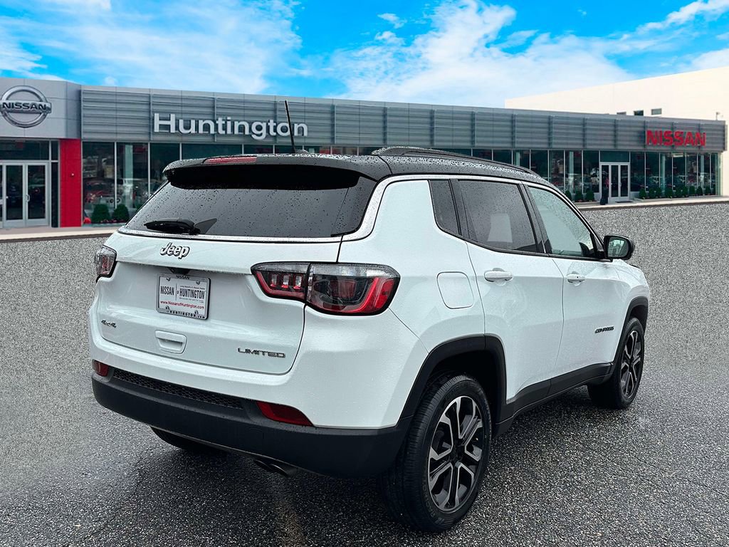Used 2022 Jeep Compass Limited AWD/4WD image 4