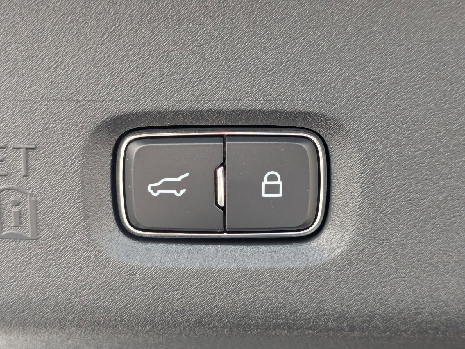 New 2025 Ford Expedition Max Platinum w/ Stealth Performance Package image 15