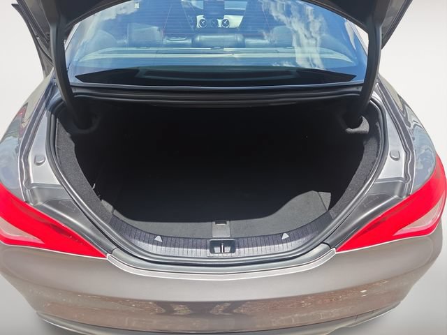 Used 2018 Mercedes-Benz CLA 250 4MATIC image 34