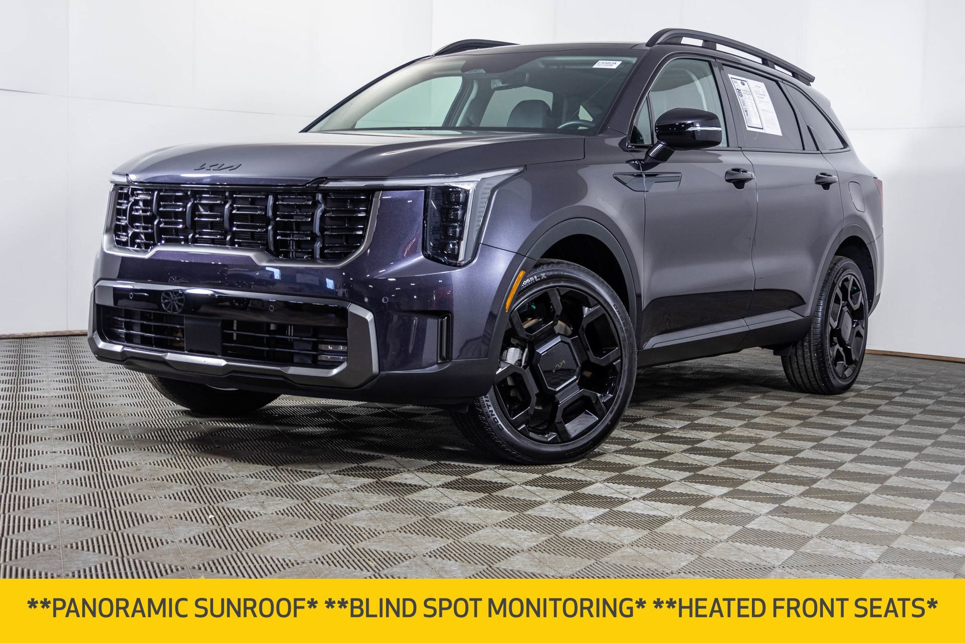 Used 2025 Kia Sorento X-Line EX image 2