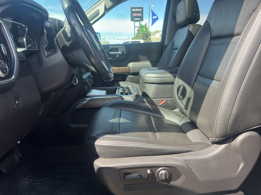 Used 2020 GMC Sierra 1500 Denali w/ Denali Ultimate Package AWD/4WD image 9