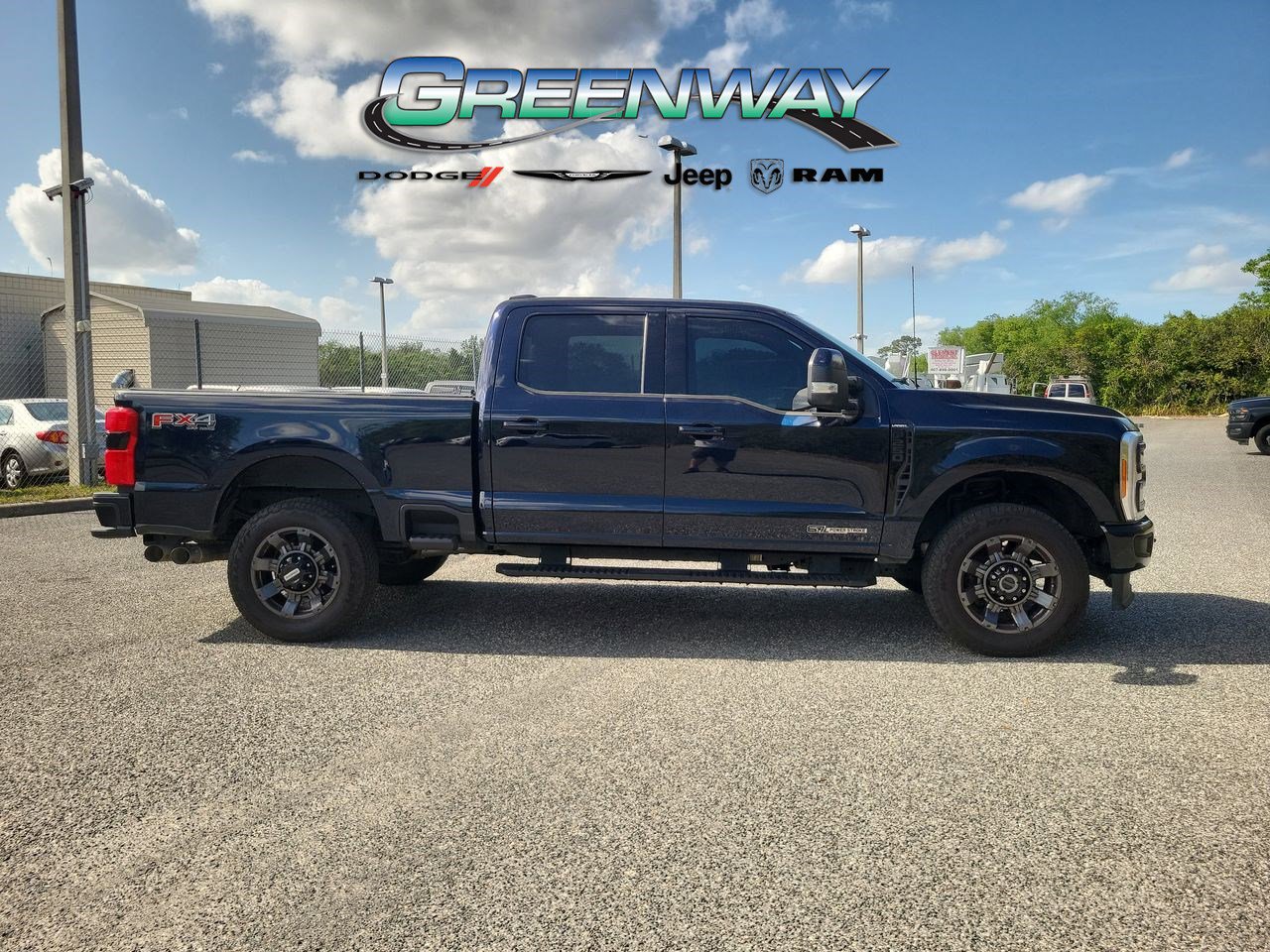 Used 2023 Ford F250 Lariat w/ Sport Appearance Package AWD/4WD image 2
