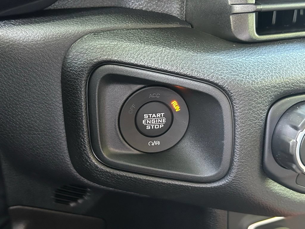 Used 2025 Jeep Wrangler Unlimited Sport AWD/4WD image 43