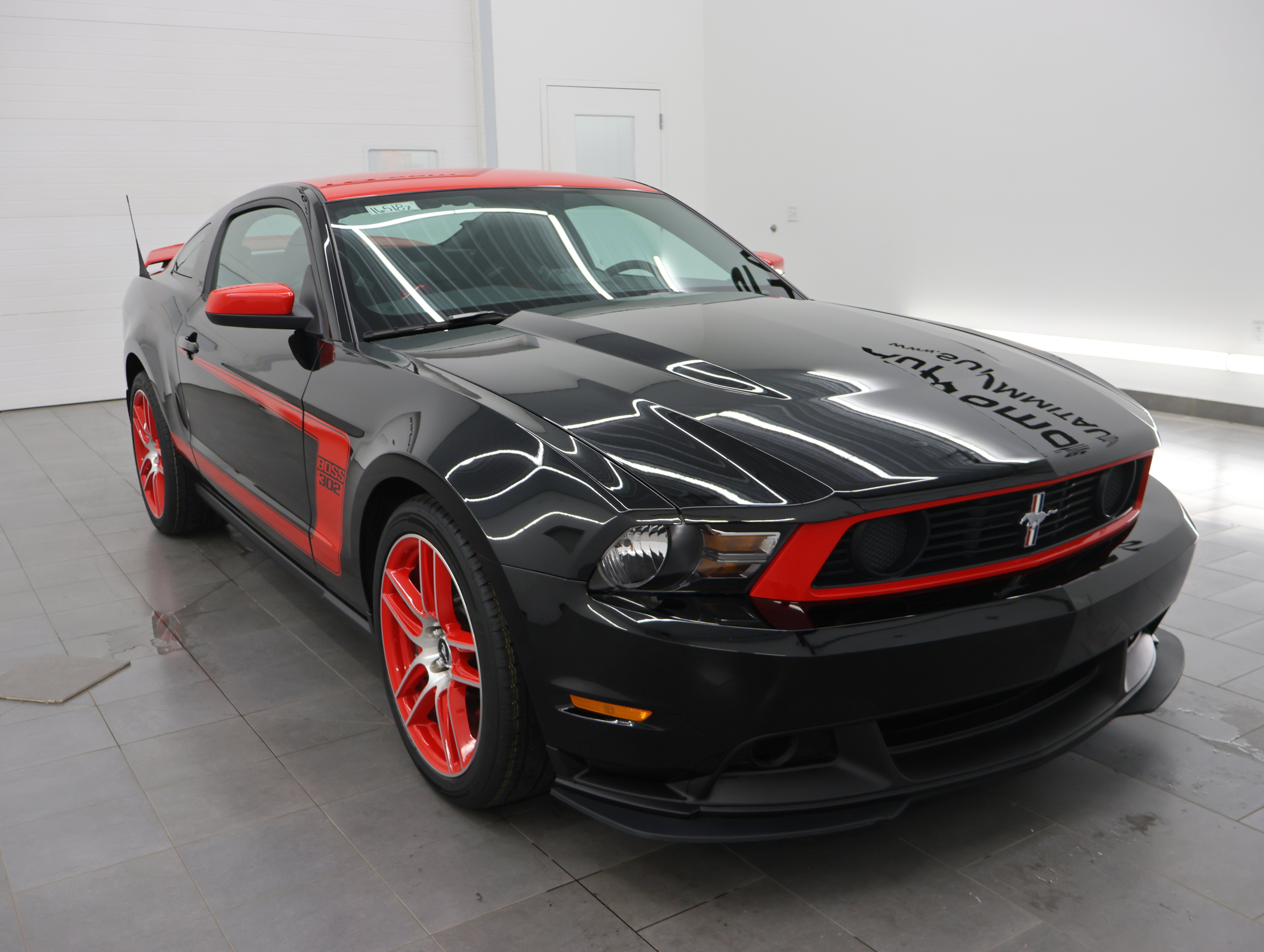Used 2012 Ford Mustang Boss 302 RWD image 2