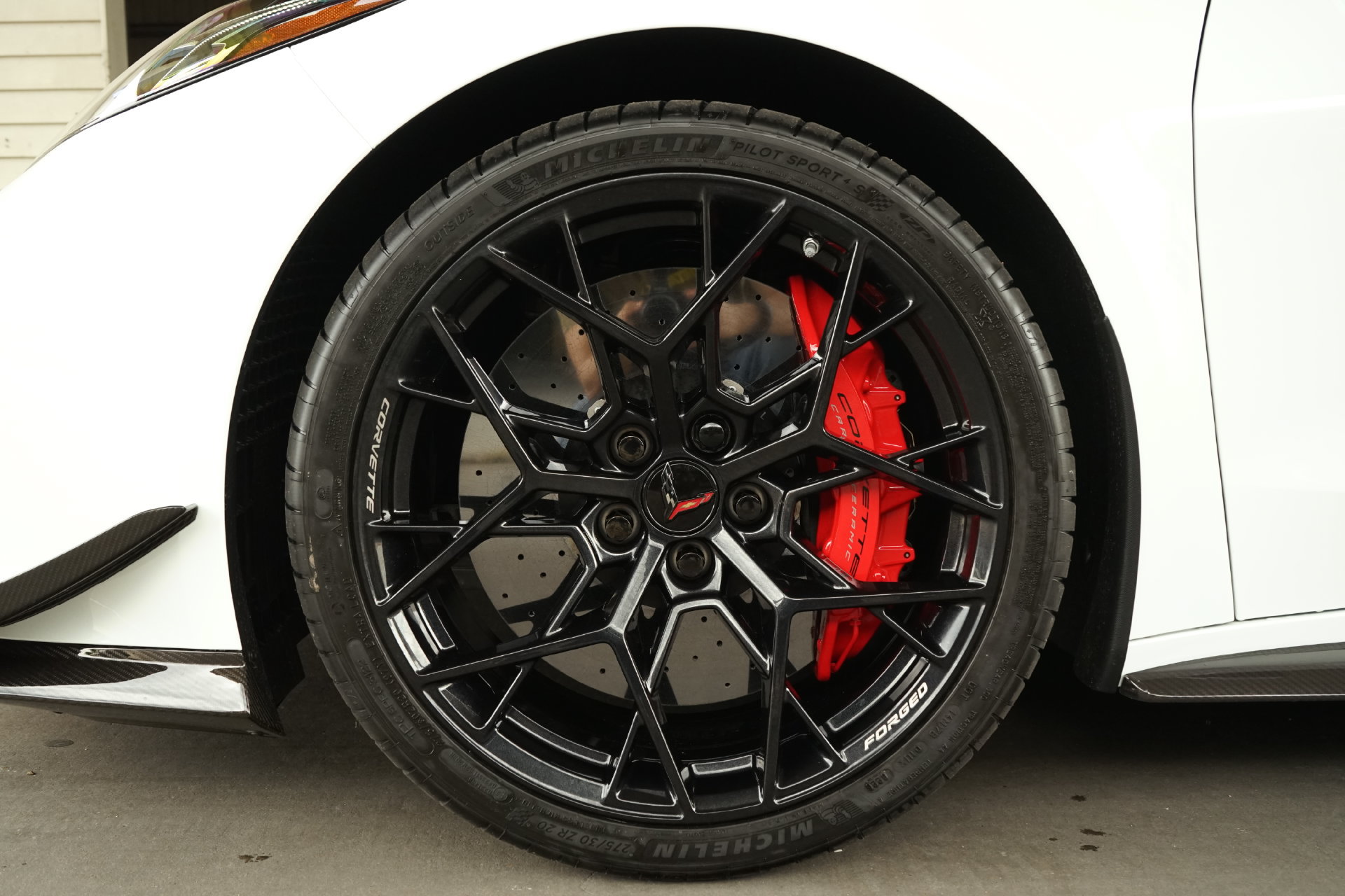 Used 2026 Chevrolet Corvette ZR1 w/ ZR1 Carbon Fiber Aero Package RWD image 39