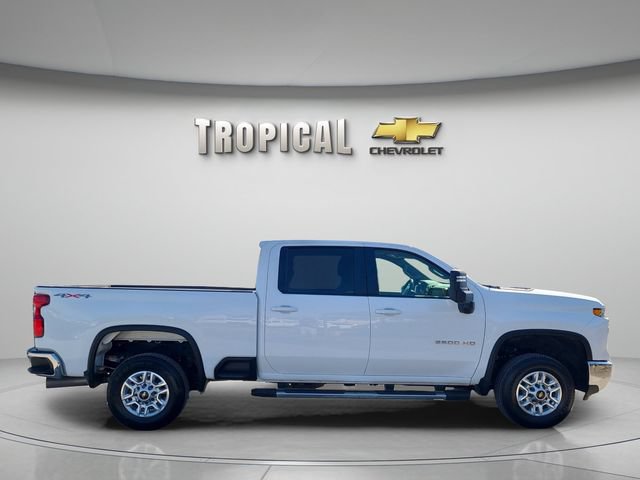 Used 2025 Chevrolet Silverado 2500 LT w/ Convenience Package AWD/4WD image 7