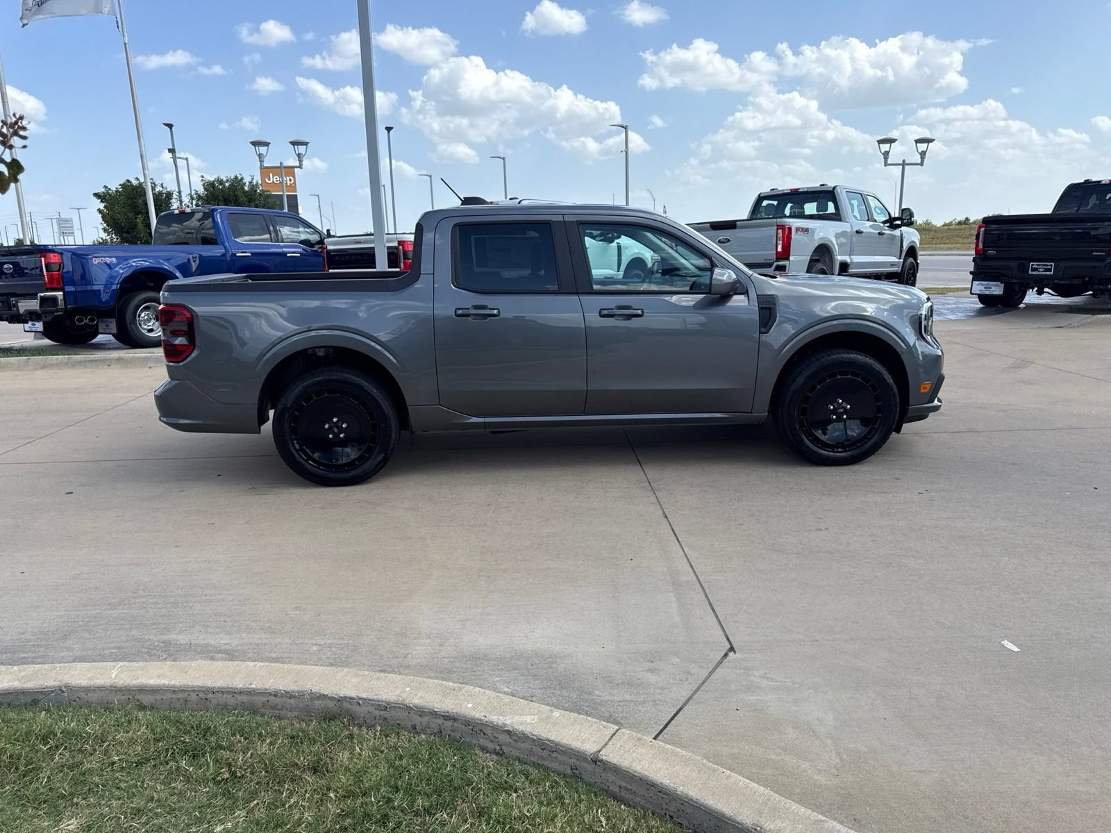 New 2026 Ford Maverick Lobo AWD/4WD image 7