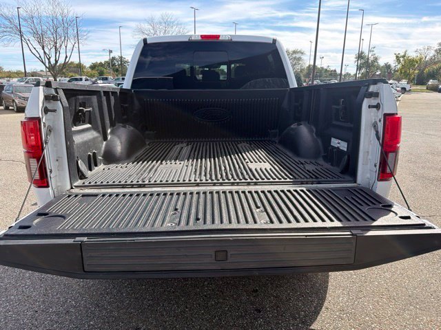 Used 2019 Ford F150 Lariat w/ Equipment Group 502A Luxury AWD/4WD image 16