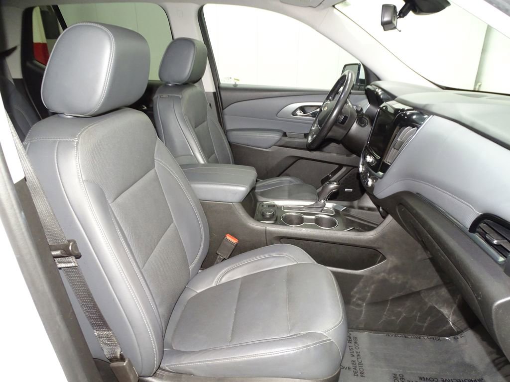 Used 2020 Chevrolet Traverse Premier image 22