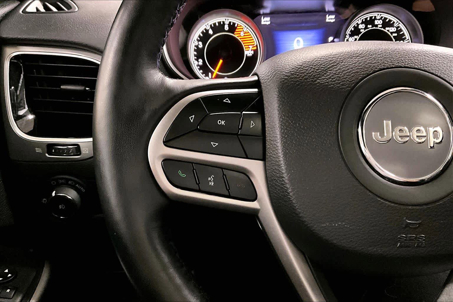 Used 2021 Jeep Cherokee High Altitude image 24