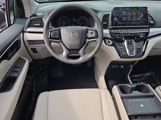 New 2026 Honda Odyssey Touring image 7
