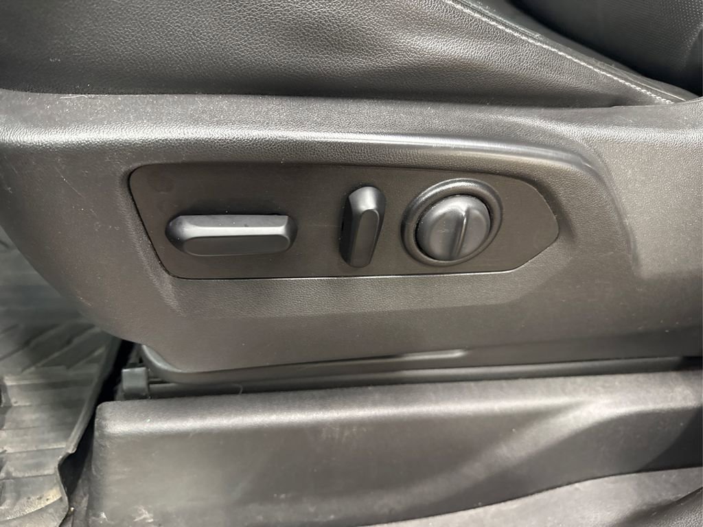 Used 2020 Chevrolet Silverado 2500 LTZ w/ LTZ Plus Package image 43