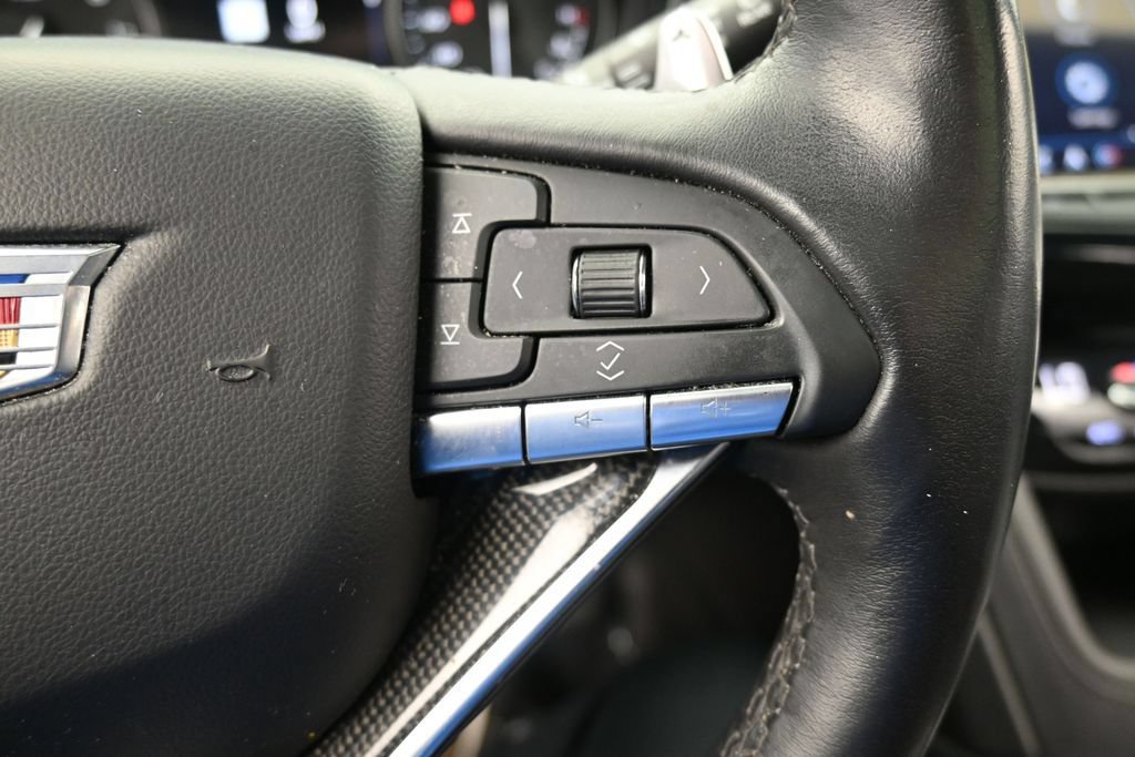 Used 2022 Cadillac XT6 Sport w/ Technology Package AWD/4WD image 31