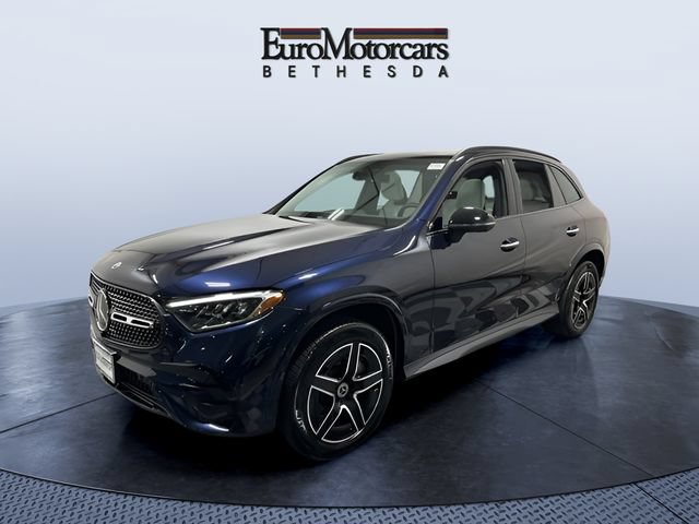 Used 2023 Mercedes-Benz GLC 300 4MATIC image 1