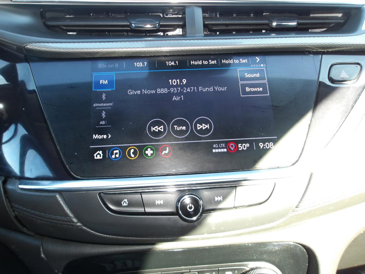 Used 2023 Buick Encore GX Select w/ Sport Touring Package FWD image 18
