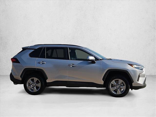 Used 2024 Toyota RAV4 LE AWD/4WD image 4