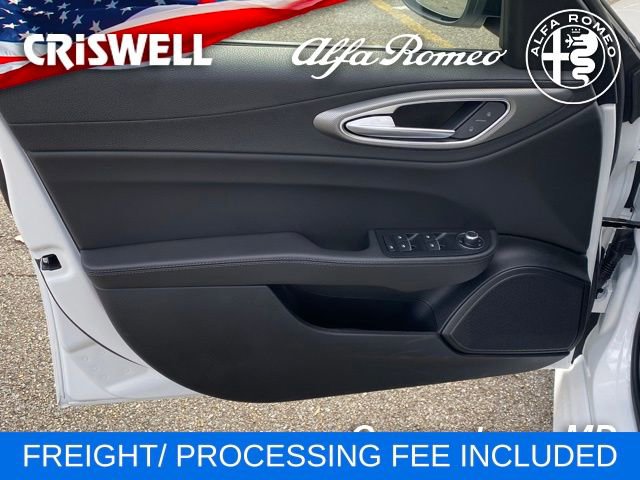 New 2025 Alfa Romeo Giulia AWD image 18