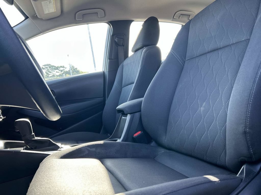 Used 2024 Toyota Corolla LE FWD image 19