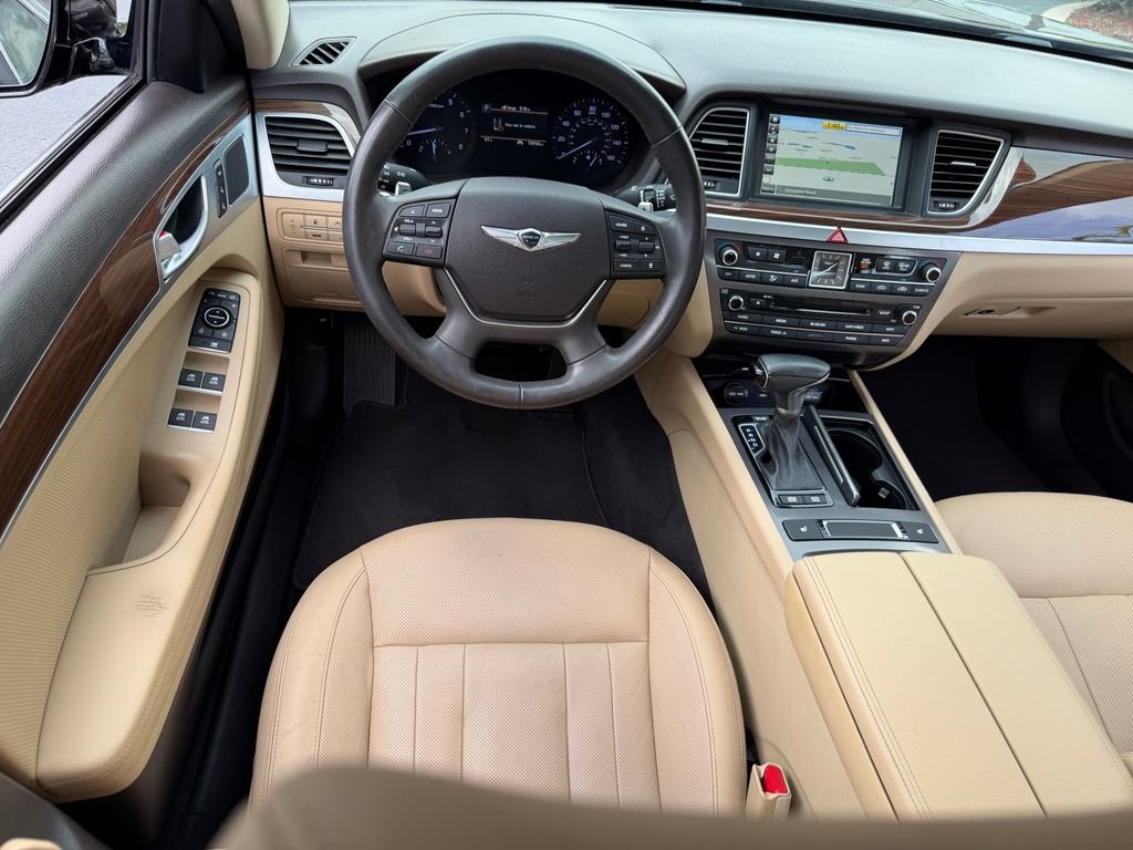 Used 2018 Genesis G80 3.8 RWD image 13
