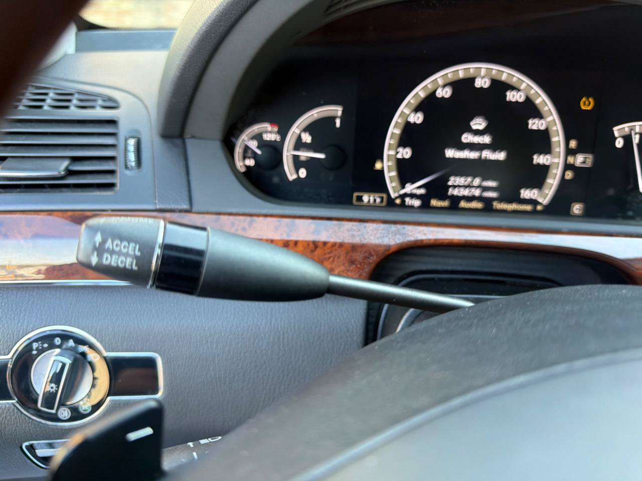 Used 2010 Mercedes-Benz S 550 4MATIC image 31