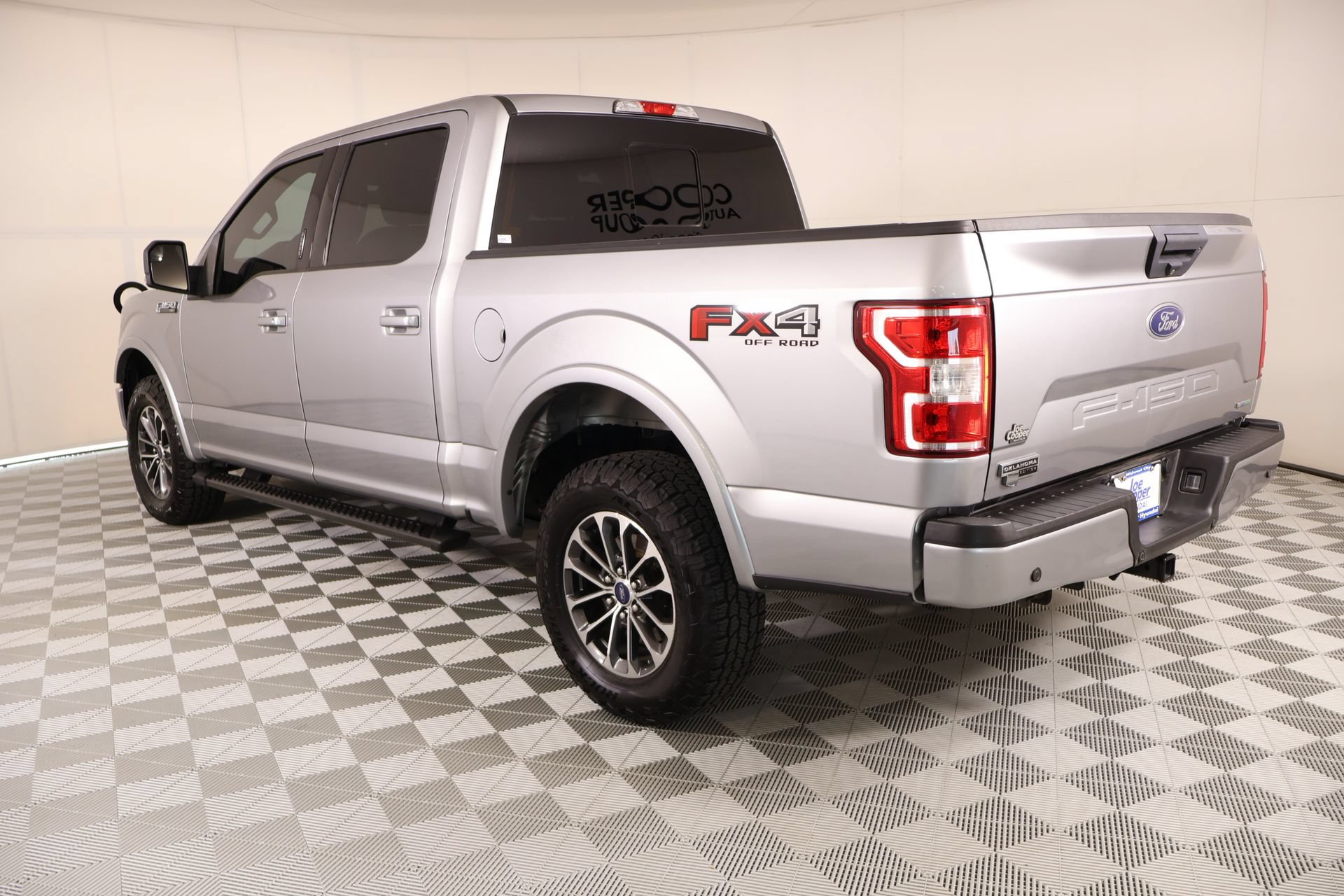 Used 2020 Ford F150 XLT w/ Equipment Group 302A Luxury AWD/4WD image 25